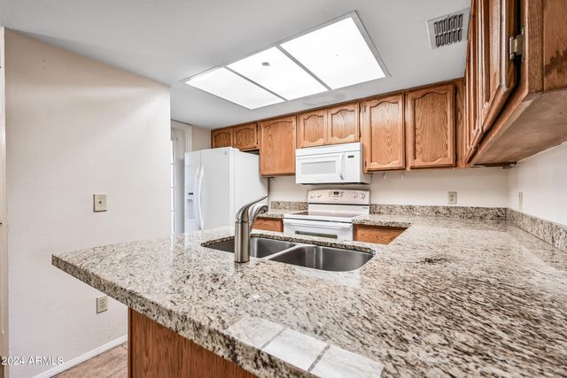 170 E Guadalupe Road Unit 44, Gilbert, AZ 85234