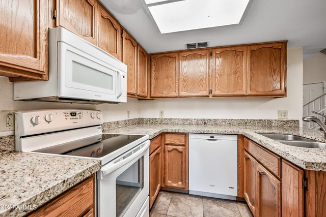 170 E Guadalupe Road Unit 44, Gilbert, AZ 85234