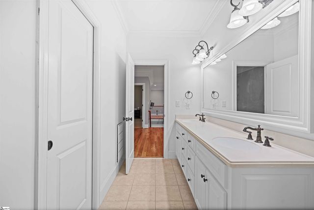 121 Ramsford Lane, Simpsonville, SC 29681