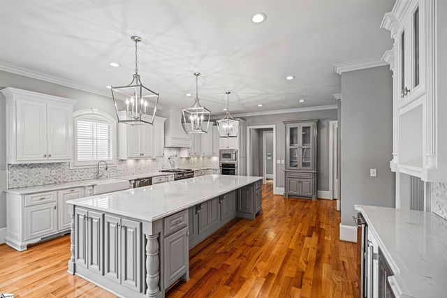 121 Ramsford Lane, Simpsonville, SC 29681