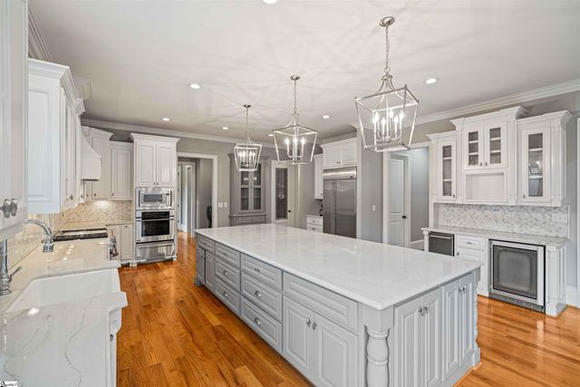 121 Ramsford Lane, Simpsonville, SC 29681