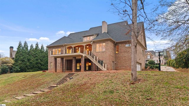 121 Ramsford Lane, Simpsonville, SC 29681