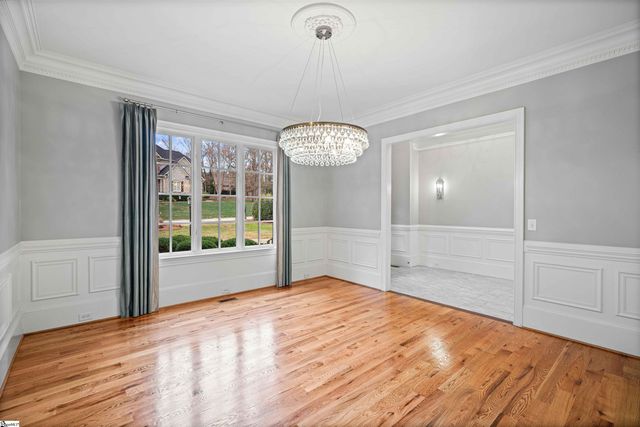 121 Ramsford Lane, Simpsonville, SC 29681