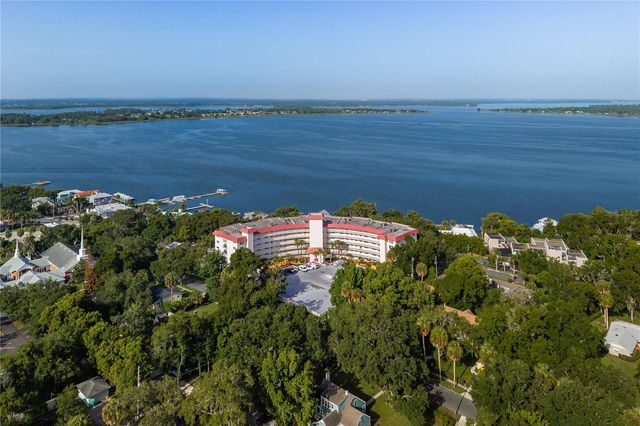 601 N MCDONALD STREET 310, Mount Dora, FL 32757