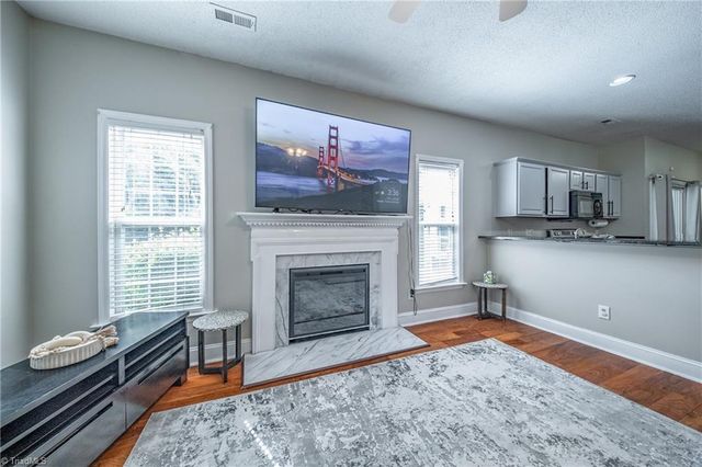440 Craver Pointe Drive, Clemmons, NC 27012