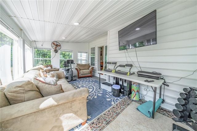 440 Craver Pointe Drive, Clemmons, NC 27012