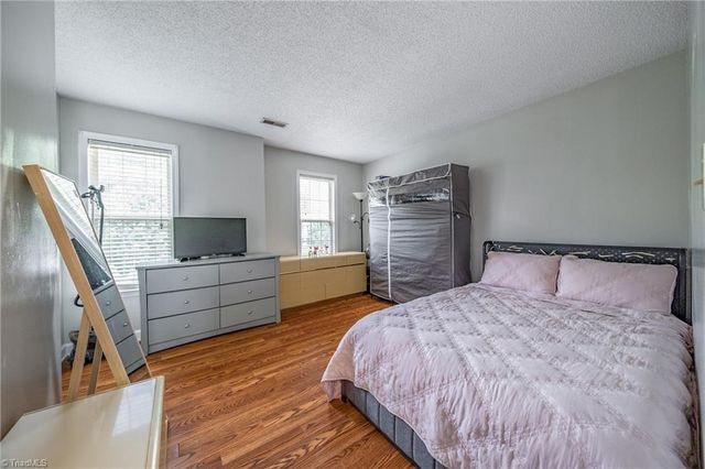 440 Craver Pointe Drive, Clemmons, NC 27012