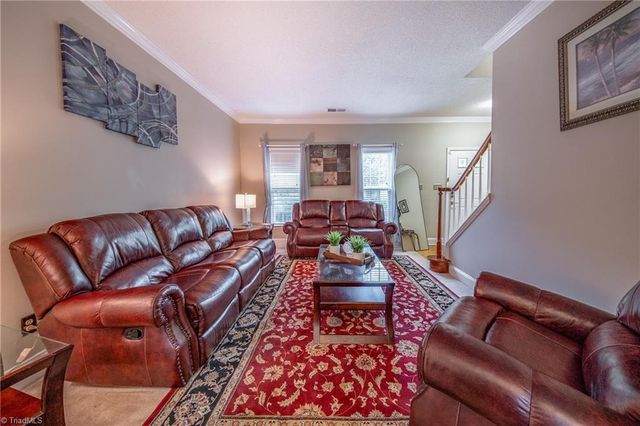 440 Craver Pointe Drive, Clemmons, NC 27012