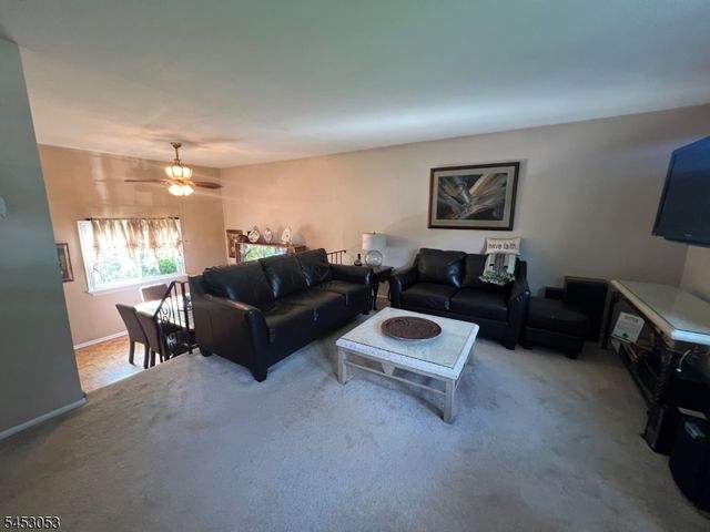 83 Drake Rd, Franklin Twp., NJ 08873