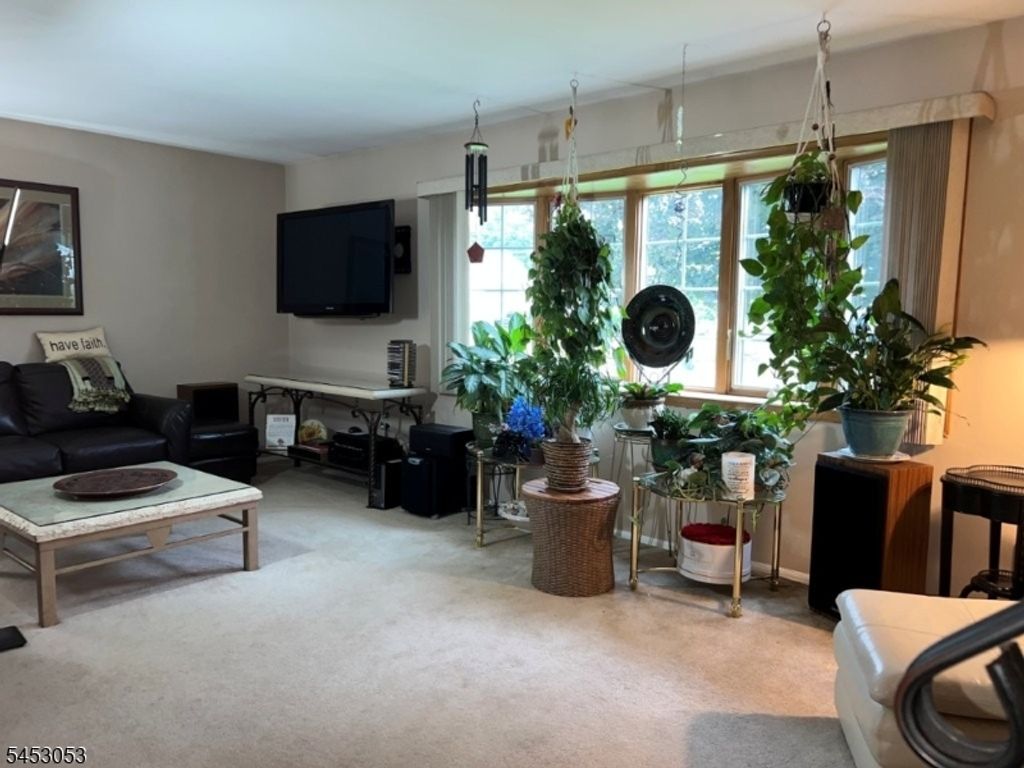83 Drake Rd, Franklin Twp., NJ 08873 — photo 3