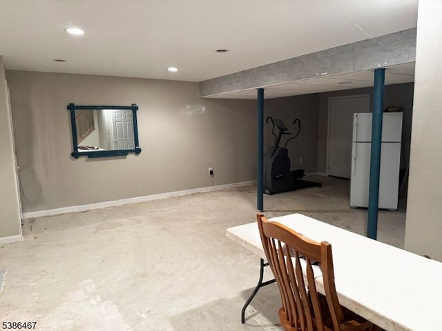 15 Opdyke Rd, Kingwood Twp., NJ 08825