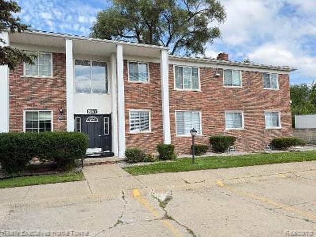 39477 Van Dyke Avenue, Sterling Heights, MI 48313