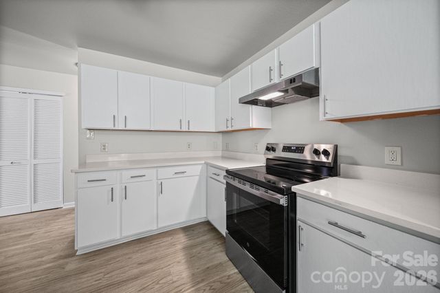1604 Bray Drive, Charlotte, NC 28214