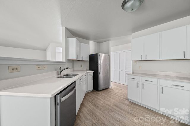 1604 Bray Drive, Charlotte, NC 28214