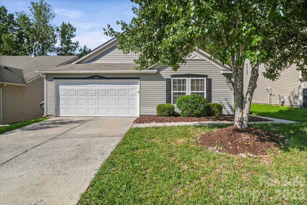 1604 Bray Drive, Charlotte, NC 28214