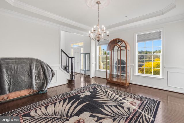 6812 OSBORNE HILL DR, Upper Marlboro, MD 20772