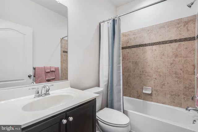 6812 OSBORNE HILL DR, Upper Marlboro, MD 20772