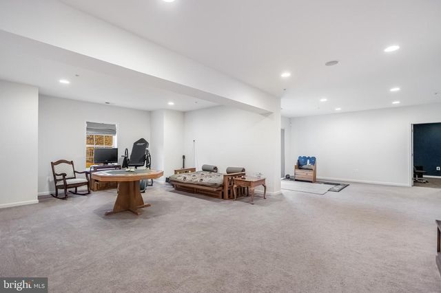 6812 OSBORNE HILL DR, Upper Marlboro, MD 20772