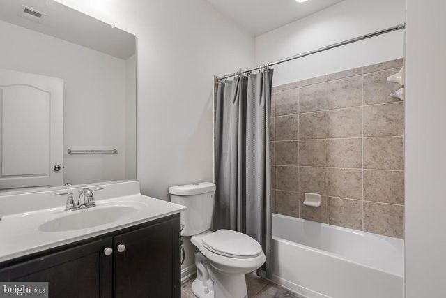 6812 OSBORNE HILL DR, Upper Marlboro, MD 20772