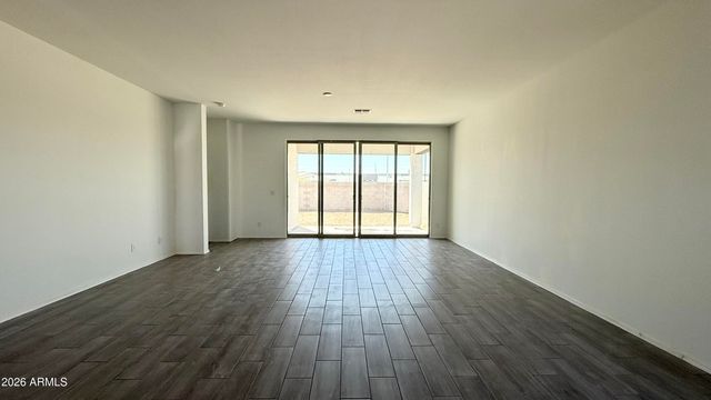 24087 W HUNTINGTON Drive, Buckeye, AZ 85326