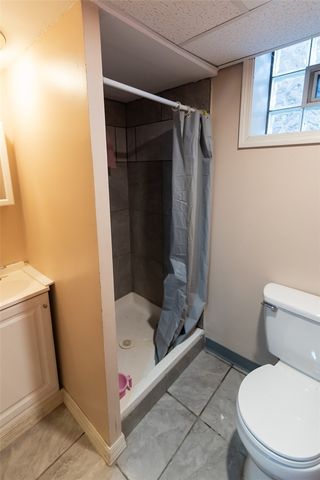 230 Maytide St 230, Carrick, PA 15227