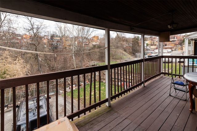 230 Maytide St 230, Carrick, PA 15227