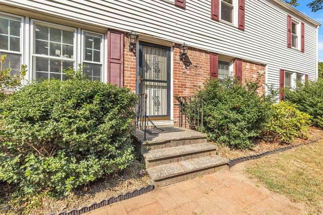 750 Wilbraham Rd, Springfield, MA 01109