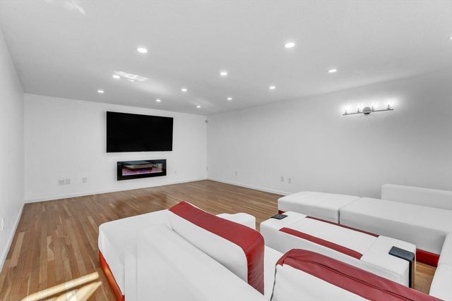 750 Wilbraham Rd, Springfield, MA 01109