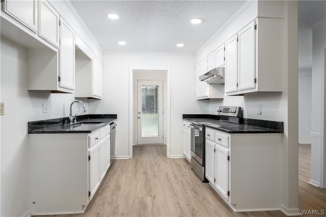 1931 Woodridge, Tuscaloosa, AL 35406