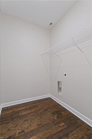 19 Grove AVE, Suffolk, VA 23434