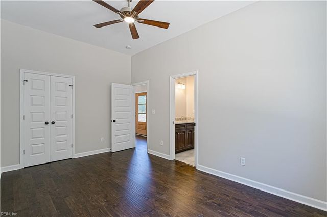 19 Grove AVE, Suffolk, VA 23434