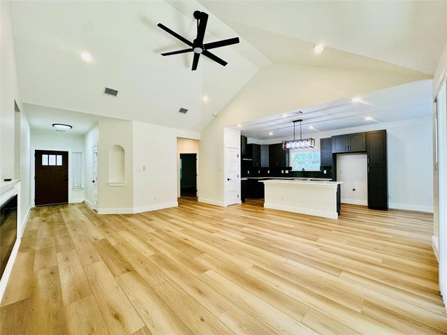 15113 N Flamingo DR, Austin, TX 78734