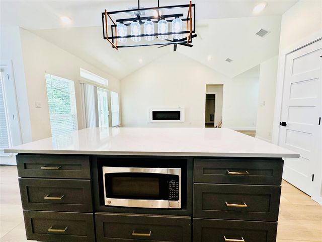 15113 N Flamingo DR, Austin, TX 78734