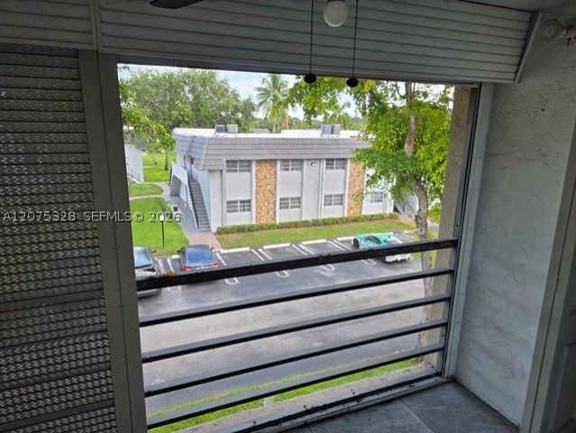 3361 NW 85th Ave 305, Coral Springs, FL 33065