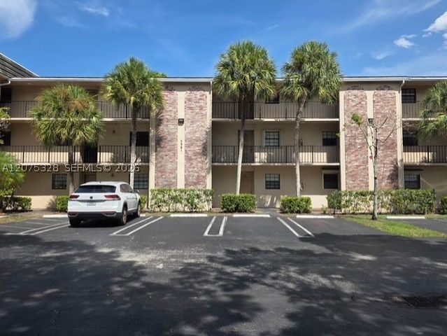3361 NW 85th Ave 305, Coral Springs, FL 33065