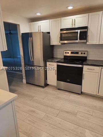 3361 NW 85th Ave 305, Coral Springs, FL 33065