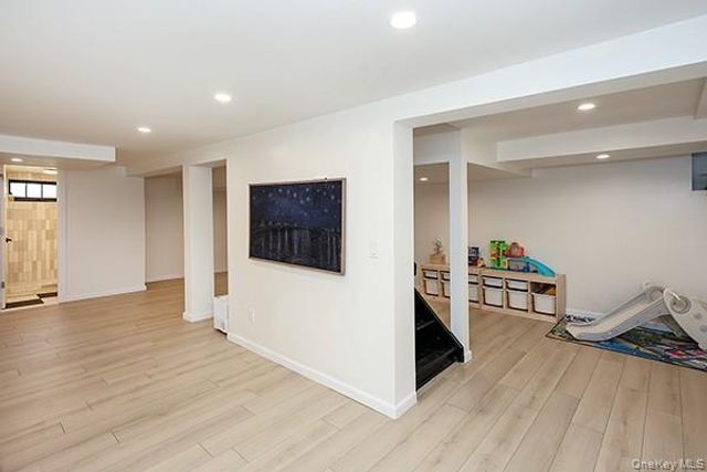 269 N Suffolk Avenue, Massapequa, NY 11758