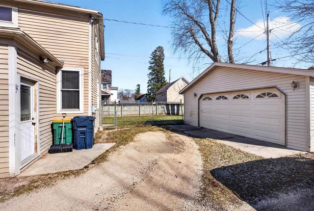 166 5th Street, Fond Du Lac, WI 54935