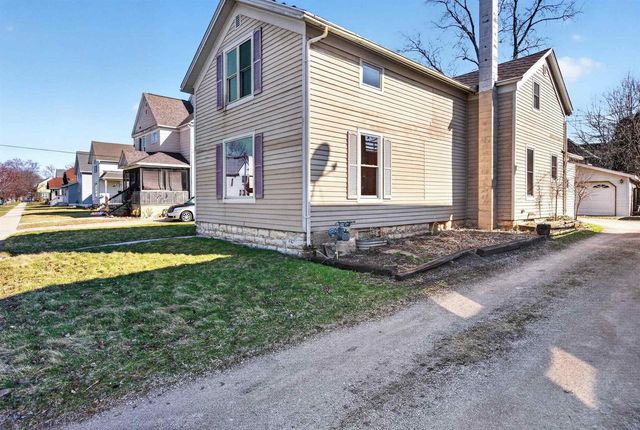 166 5th Street, Fond Du Lac, WI 54935