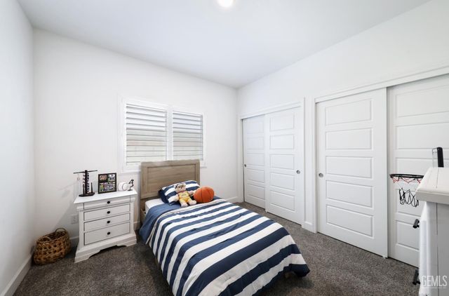 9208 Willow Terrace Drive, Shafter, CA 93263
