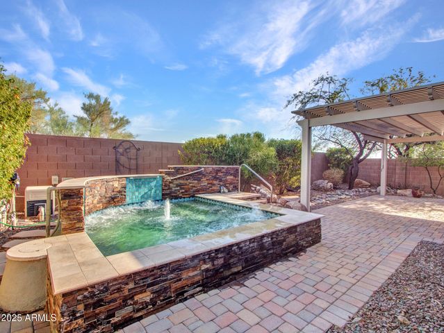 2927 W PLUM HOLLOW Drive, Anthem, AZ 85086