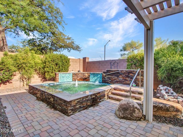 2927 W PLUM HOLLOW Drive, Anthem, AZ 85086