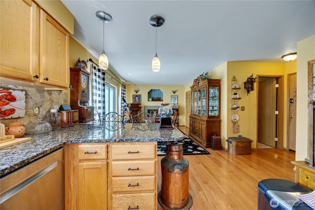 2419 California Avenue E, Manchester, WA 98366