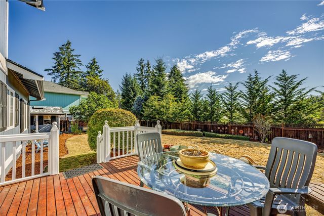 2419 California Avenue E, Manchester, WA 98366