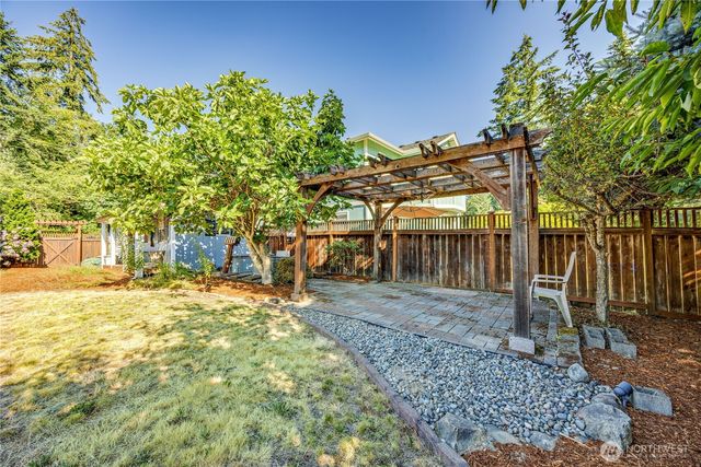 2419 California Avenue E, Manchester, WA 98366
