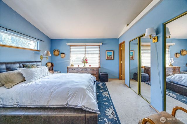 2419 California Avenue E, Manchester, WA 98366