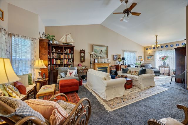 2419 California Avenue E, Manchester, WA 98366