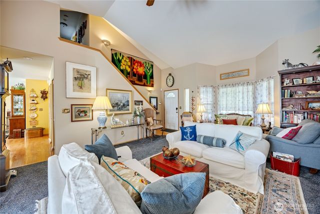 2419 California Avenue E, Manchester, WA 98366