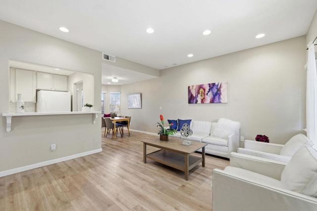 748 Northrup Street 332, San Jose, CA 95126