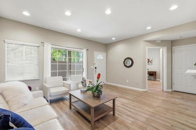 748 Northrup Street 332, San Jose, CA 95126